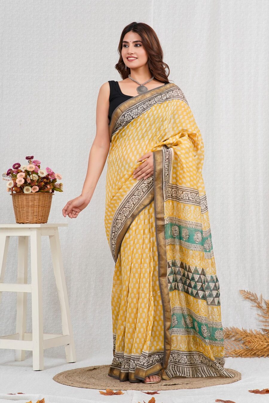 Hand Block Printed Maheshwari Silk Saree CMHA00011
